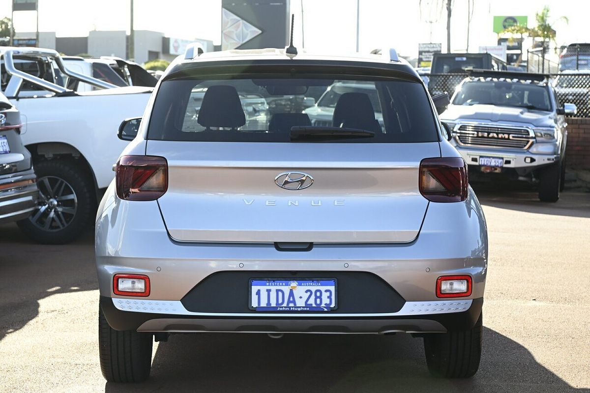 2024 Hyundai Venue Elite QX.V5