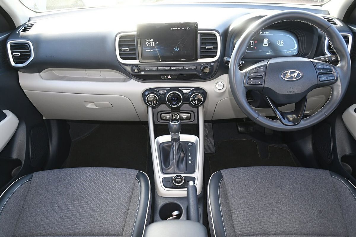 2024 Hyundai Venue Elite QX.V5