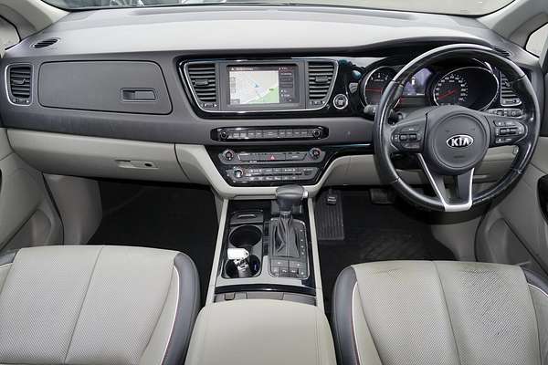 2017 Kia Carnival Platinum YP