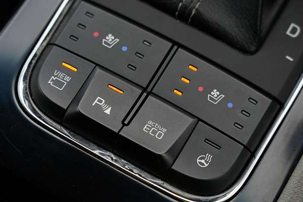 2017 Kia Carnival Platinum YP