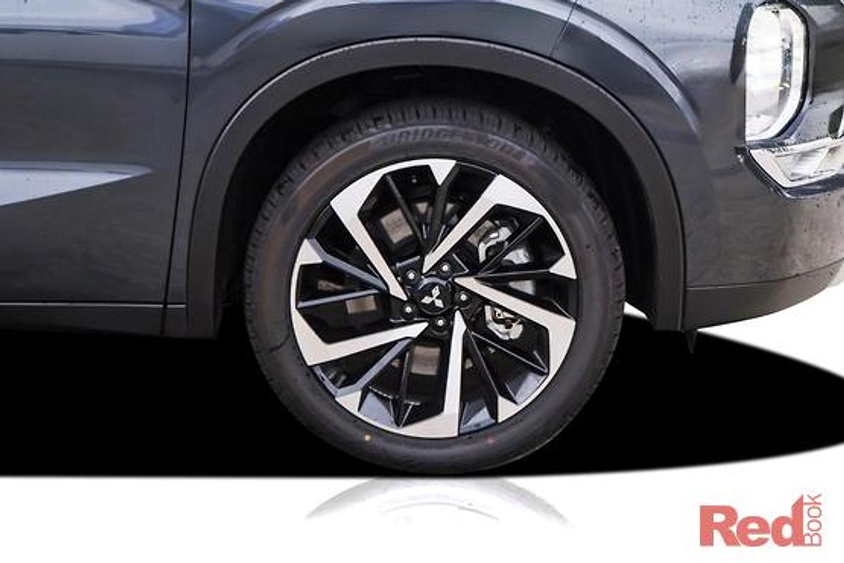 2025 Mitsubishi Outlander LS ZM