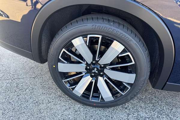 2025 Mitsubishi Outlander Aspire ZM
