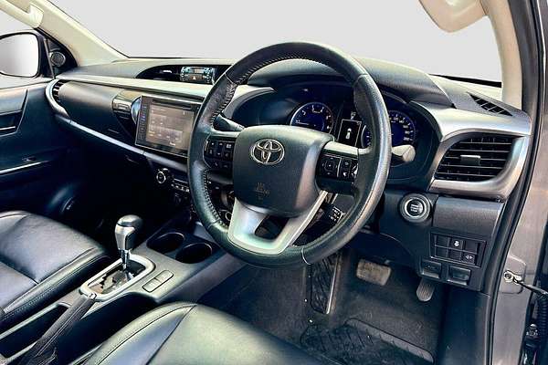 2019 Toyota Hilux SR5 GUN126R 4X4