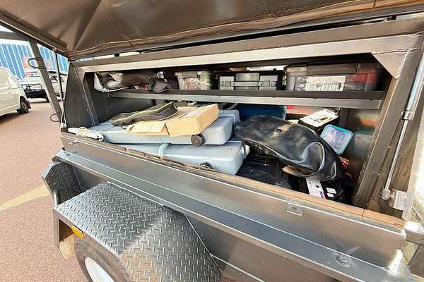 2019 Toyota Hilux SR5 GUN126R 4X4