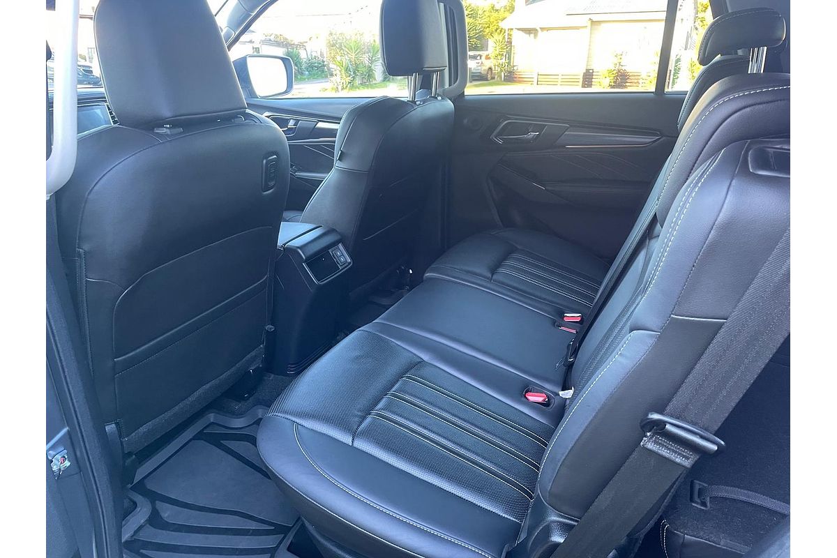 2023 Isuzu MU-X LS-T