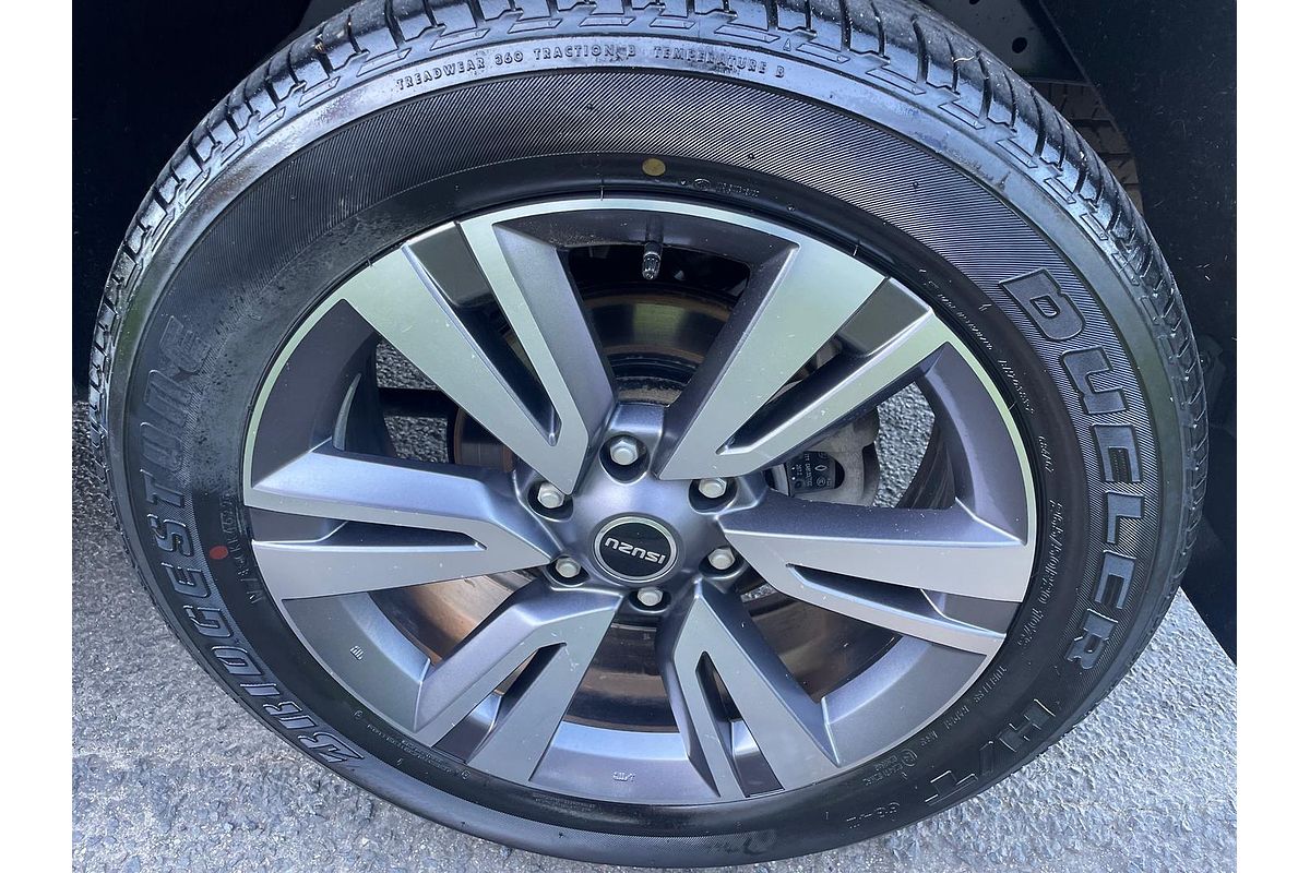 2023 Isuzu MU-X LS-T