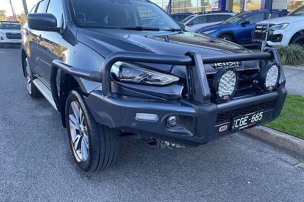 2023 Isuzu MU-X LS-T