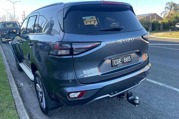2023 Isuzu MU-X LS-T
