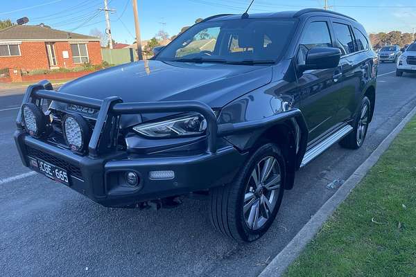 2023 Isuzu MU-X LS-T