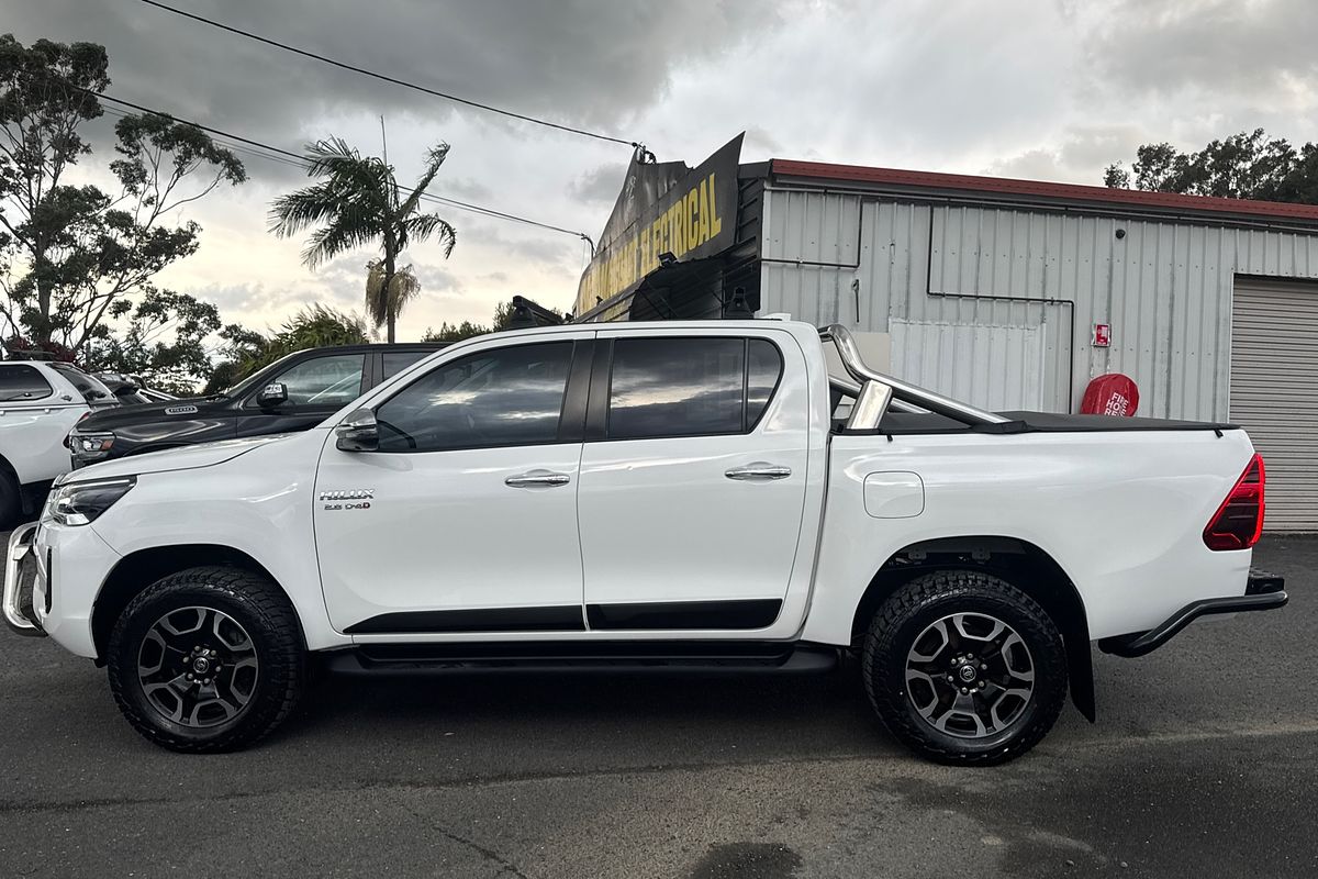 2023 Toyota Hilux SR5 GUN126R 4X4