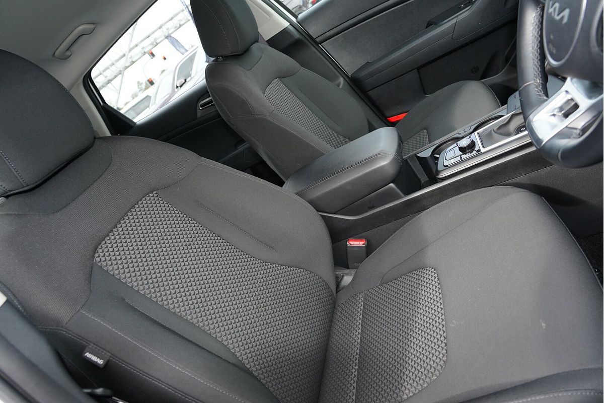 2023 Kia Sportage S NQ5