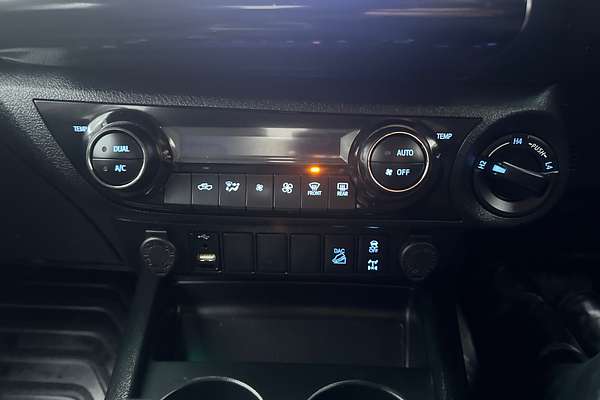 2023 Toyota Hilux SR5 GUN126R 4X4