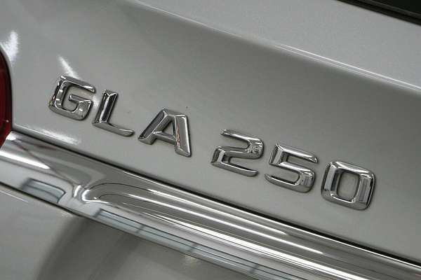 2015 Mercedes-Benz GLA-Class GLA250 X156