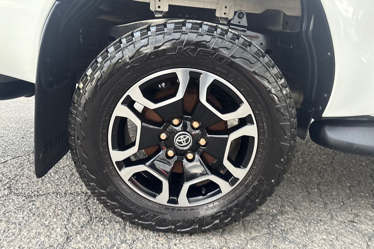 2023 Toyota Hilux SR5 GUN126R 4X4