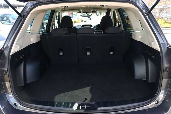 2023 Subaru Forester 2.5i S5