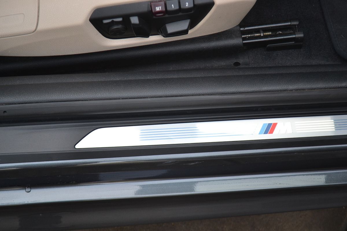 2015 BMW 2 Series 228i Sport Line F23
