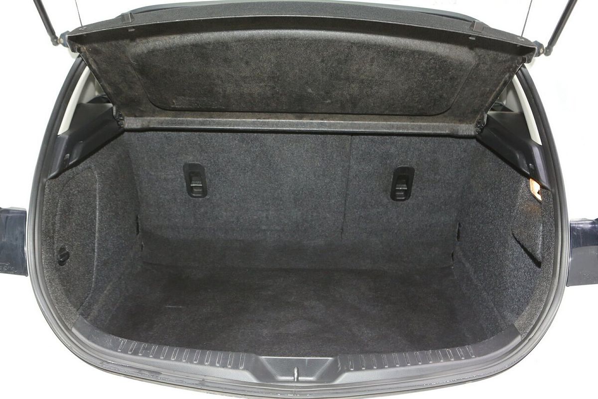 2013 Mazda 3 Neo BL Series 2