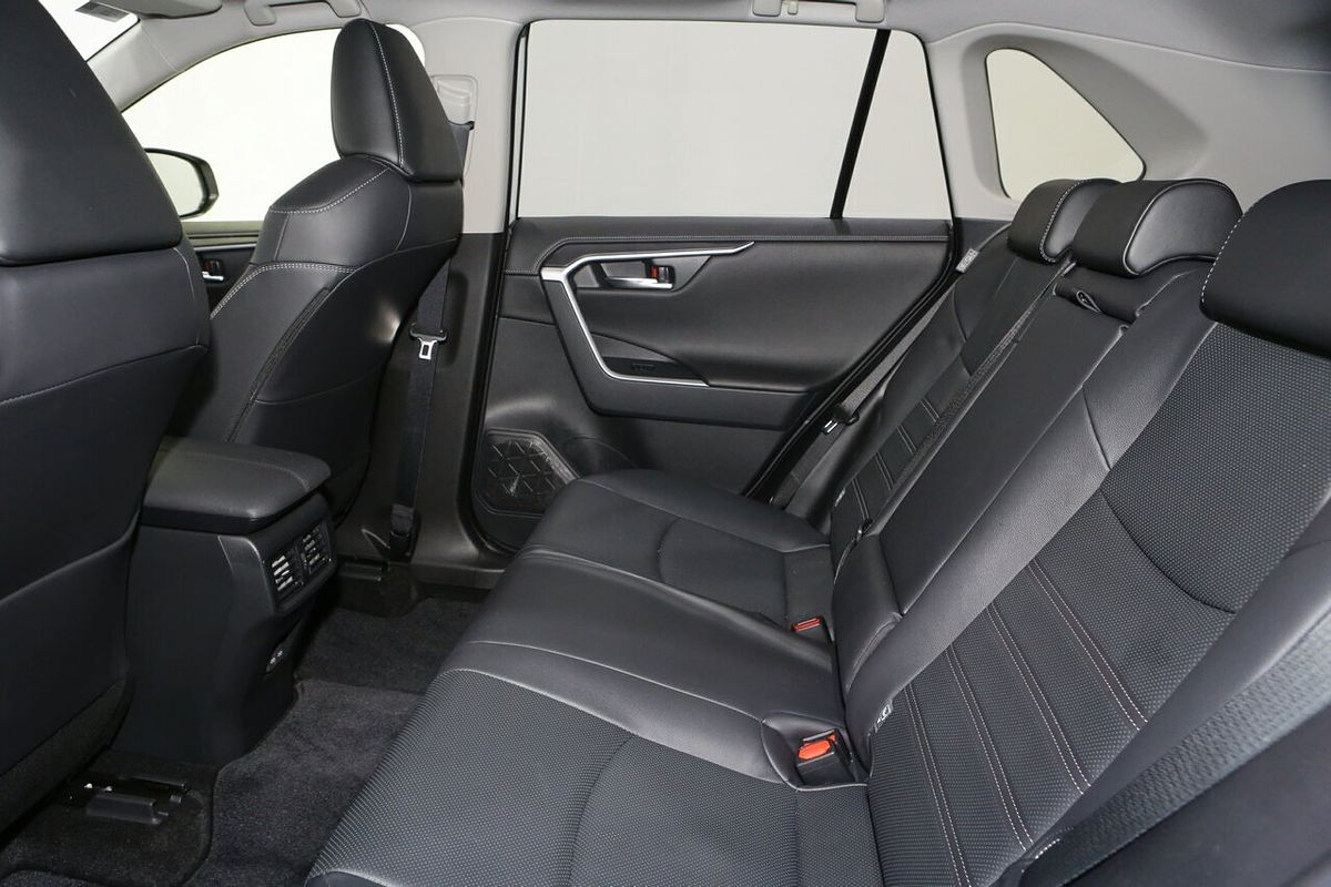 2024 Toyota RAV4 Cruiser AXAH54R