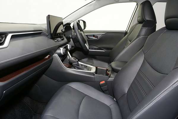 2024 Toyota RAV4 Cruiser AXAH54R