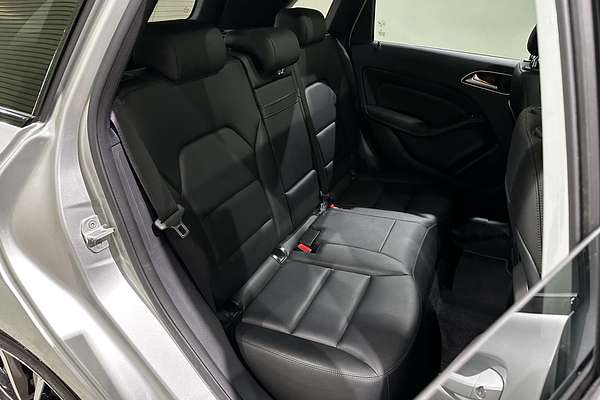 2014 Mercedes-Benz B-Class B250 W246