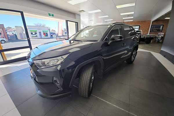 2019 Toyota RAV4 GXL MXAA52R