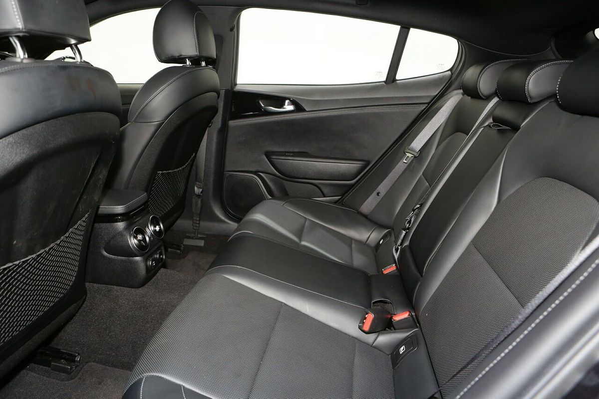 2022 Kia Stinger 330S CK