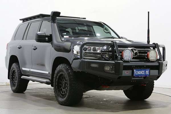 2020 Toyota Landcruiser Sahara VDJ200R