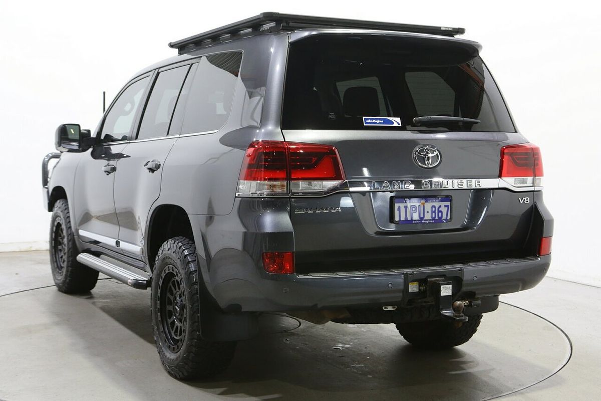 2020 Toyota Landcruiser Sahara VDJ200R