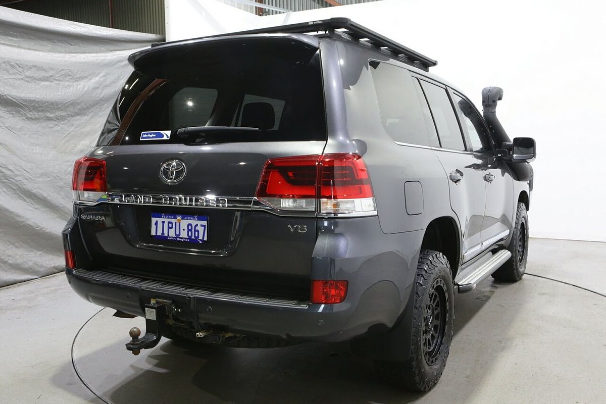 2020 Toyota Landcruiser Sahara VDJ200R
