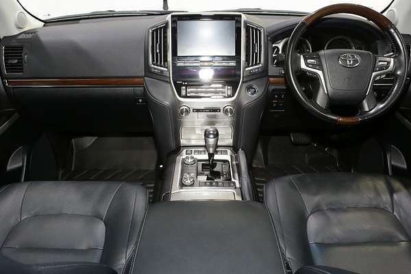 2020 Toyota Landcruiser Sahara VDJ200R