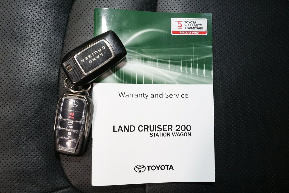 2020 Toyota Landcruiser Sahara VDJ200R