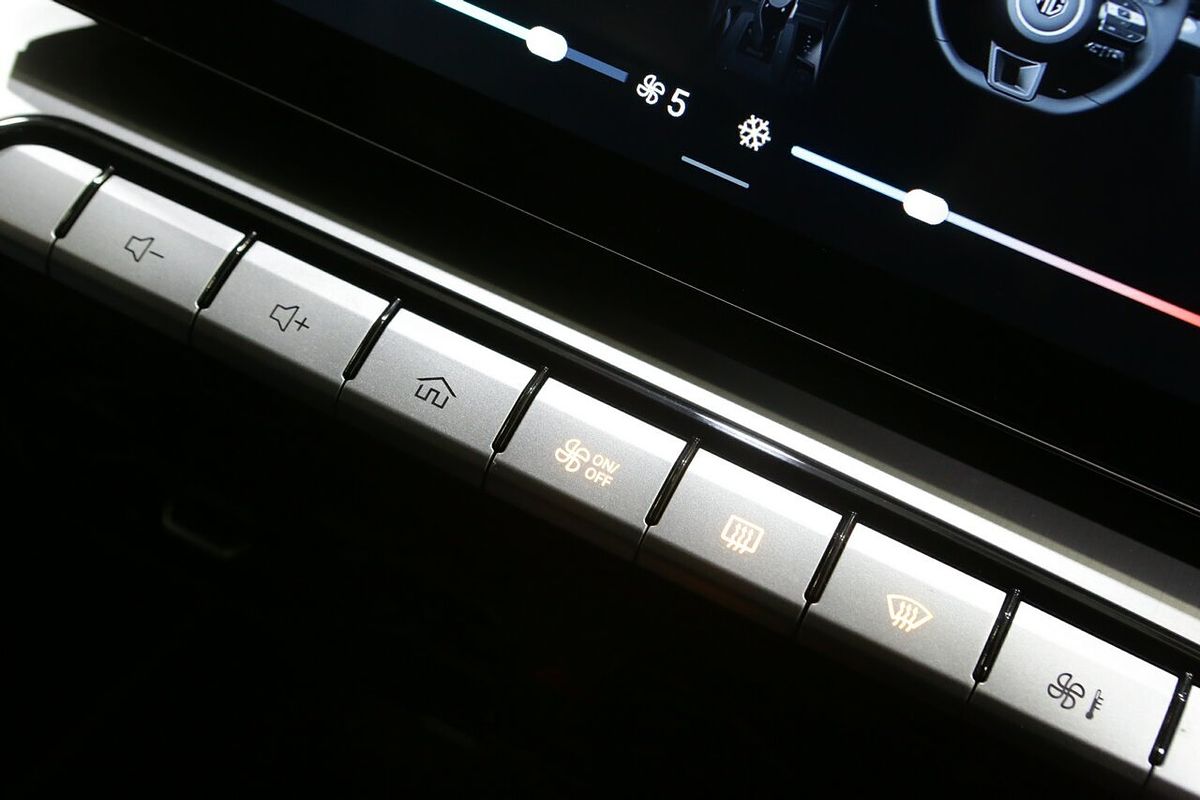 2024 MG MG5 Vibe
