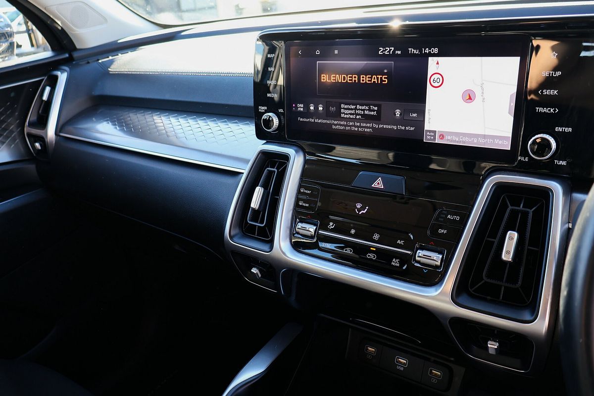 2022 Kia Sorento Sport MQ4