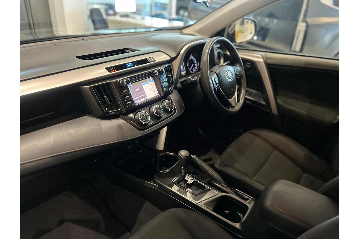 2018 Toyota RAV4 GX ZSA42R