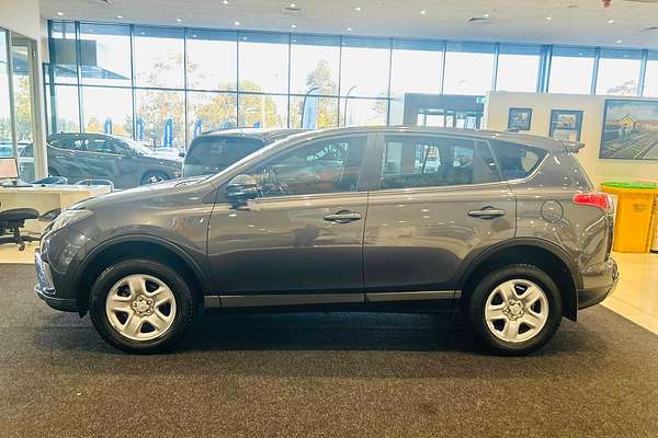 2018 Toyota RAV4 GX ZSA42R