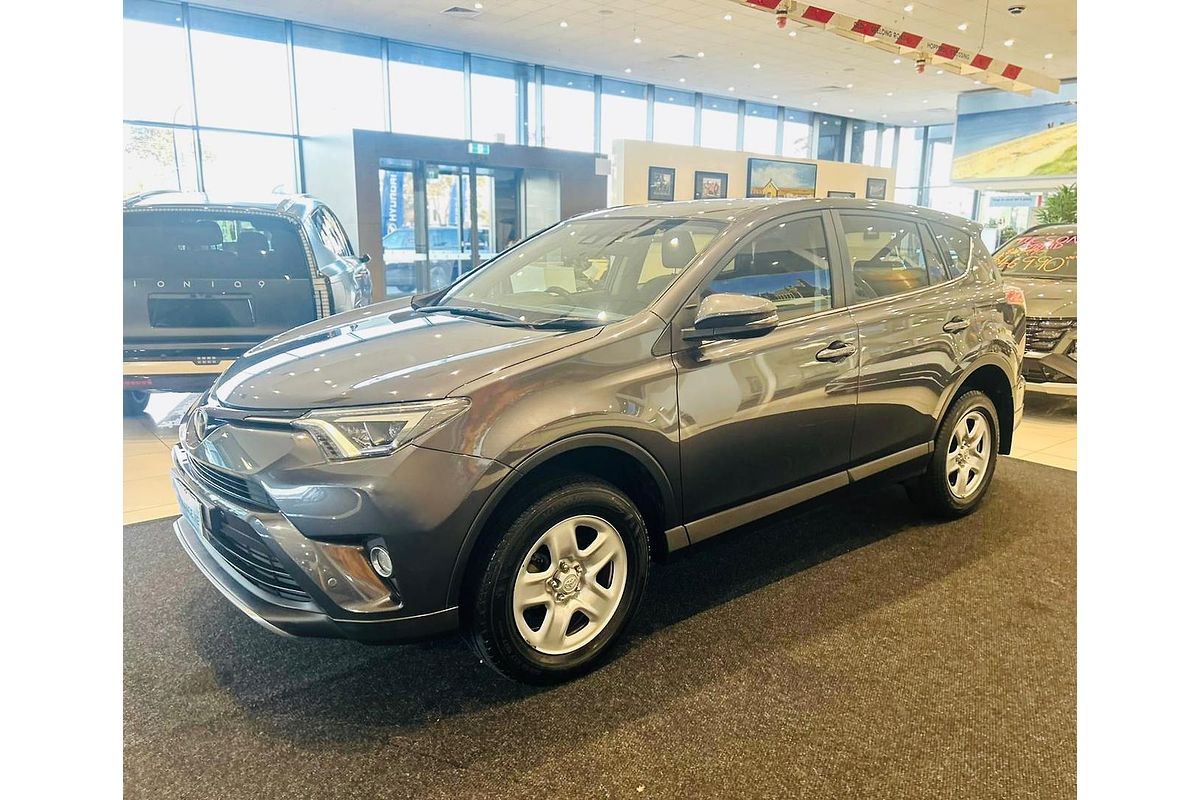 2018 Toyota RAV4 GX ZSA42R