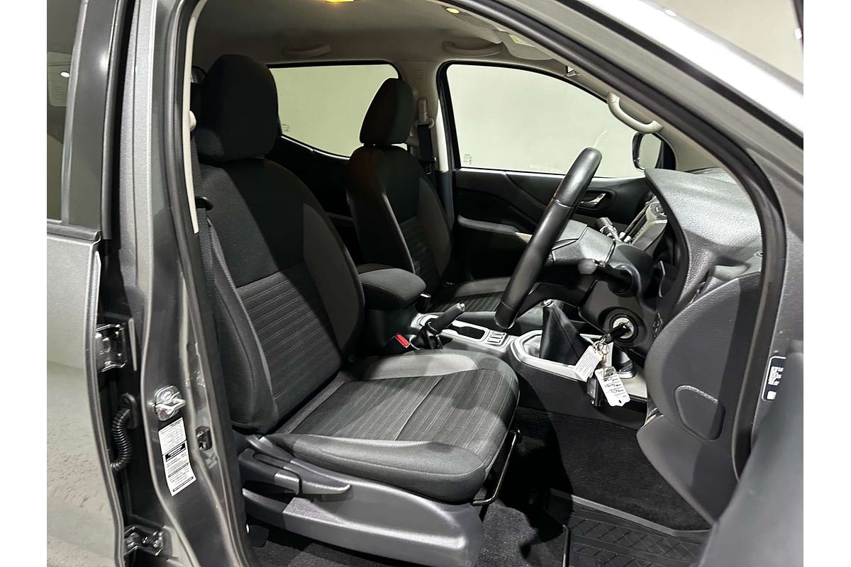 2022 Nissan Navara ST D23 4X4
