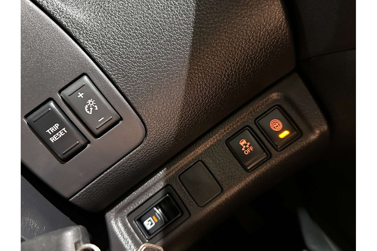 2022 Nissan Navara ST D23 4X4