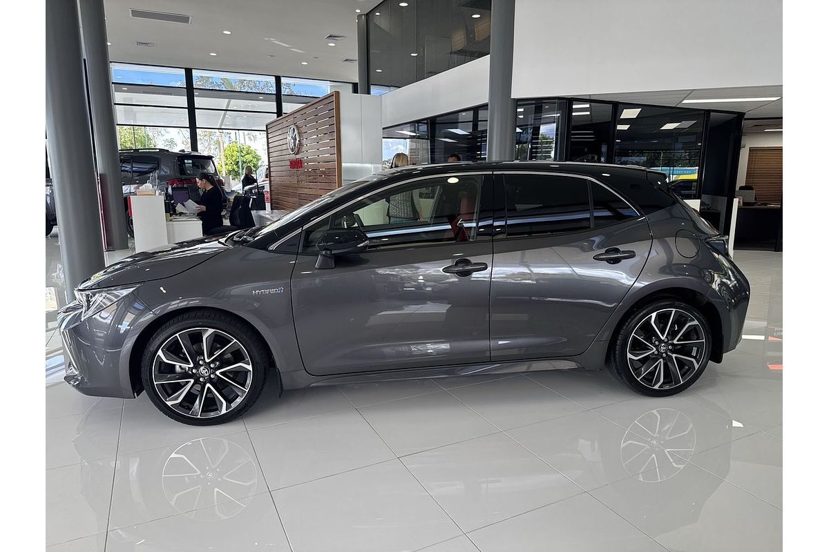 2022 Toyota Corolla ZR Hybrid ZWE211R