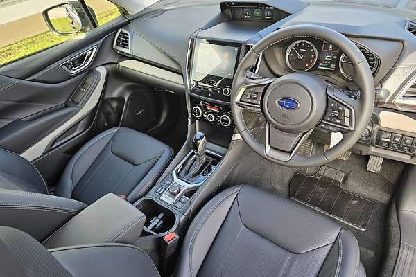 2025 Subaru Forester 2.5i-S S5