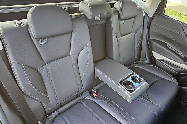 2025 Subaru Forester 2.5i-S S5