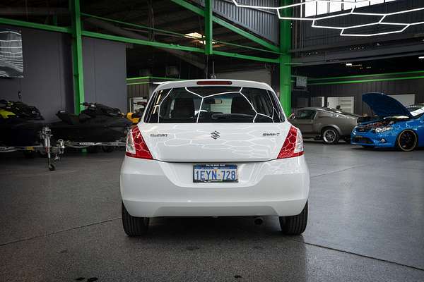 2015 Suzuki Swift GL Navigator FZ