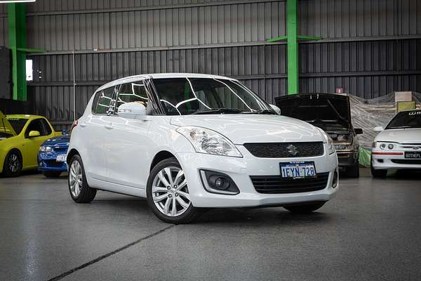 2015 Suzuki Swift GL Navigator FZ