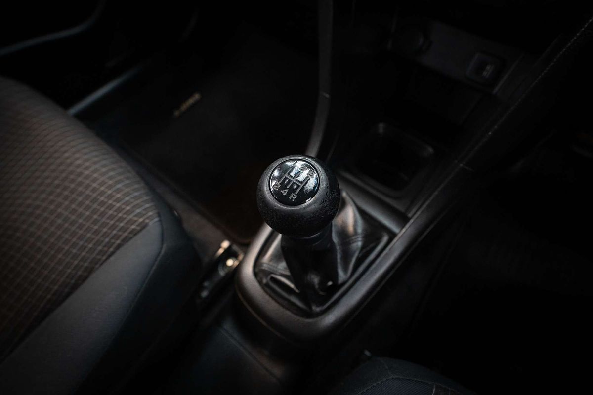 2015 Suzuki Swift GL Navigator FZ