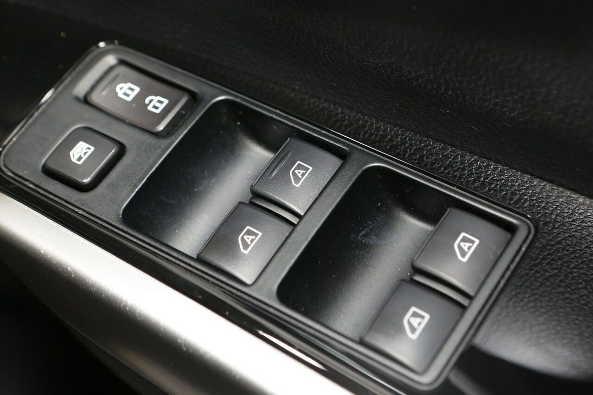 2024 Mitsubishi Pajero Sport Exceed QG