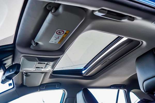 2019 Toyota RAV4 Cruiser MXAA52R