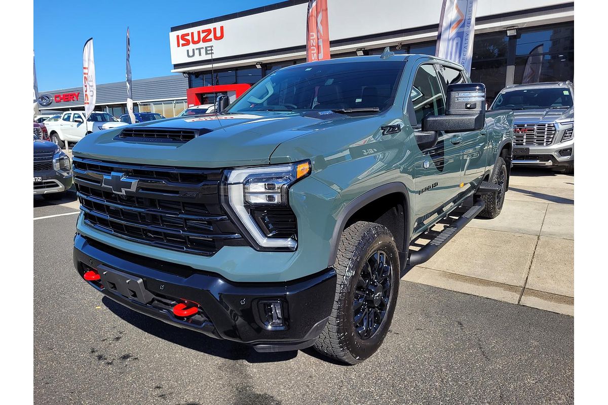 2025 Chevrolet Silverado HD LTZ Premium W/Tech Pack T1 4X4