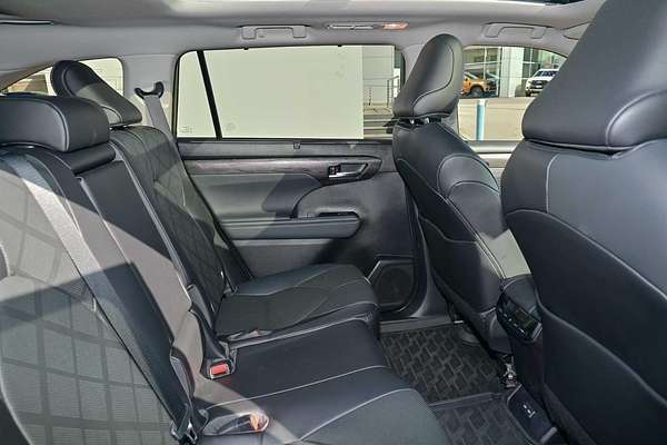 2023 Toyota Kluger Grande AXUH78R