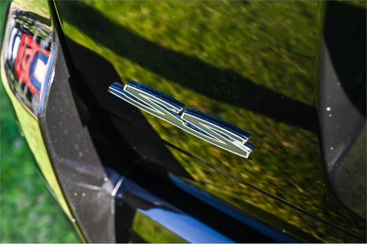 2016 Holden Ute SS Black VF Series II Rear Wheel Drive