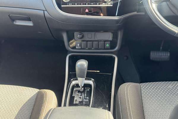 2020 Mitsubishi Outlander ES ZL